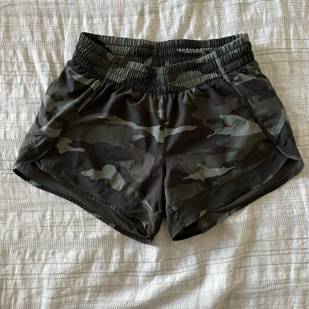 Athleta Mesh Racer Run Short 4"